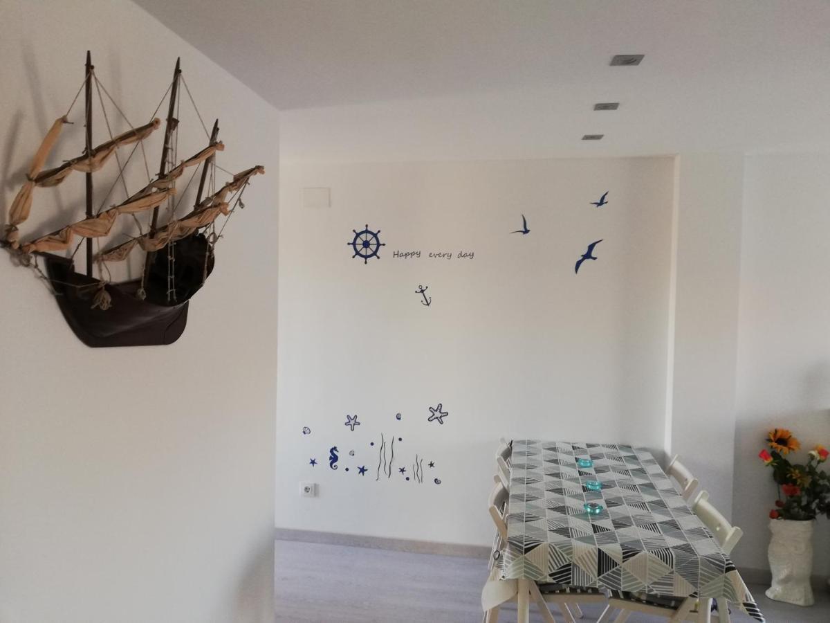 Estupendo Apartamento En Muy Buena Zona Leilighet L' Escala Eksteriør bilde